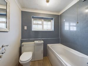 Bathroom- click for photo gallery